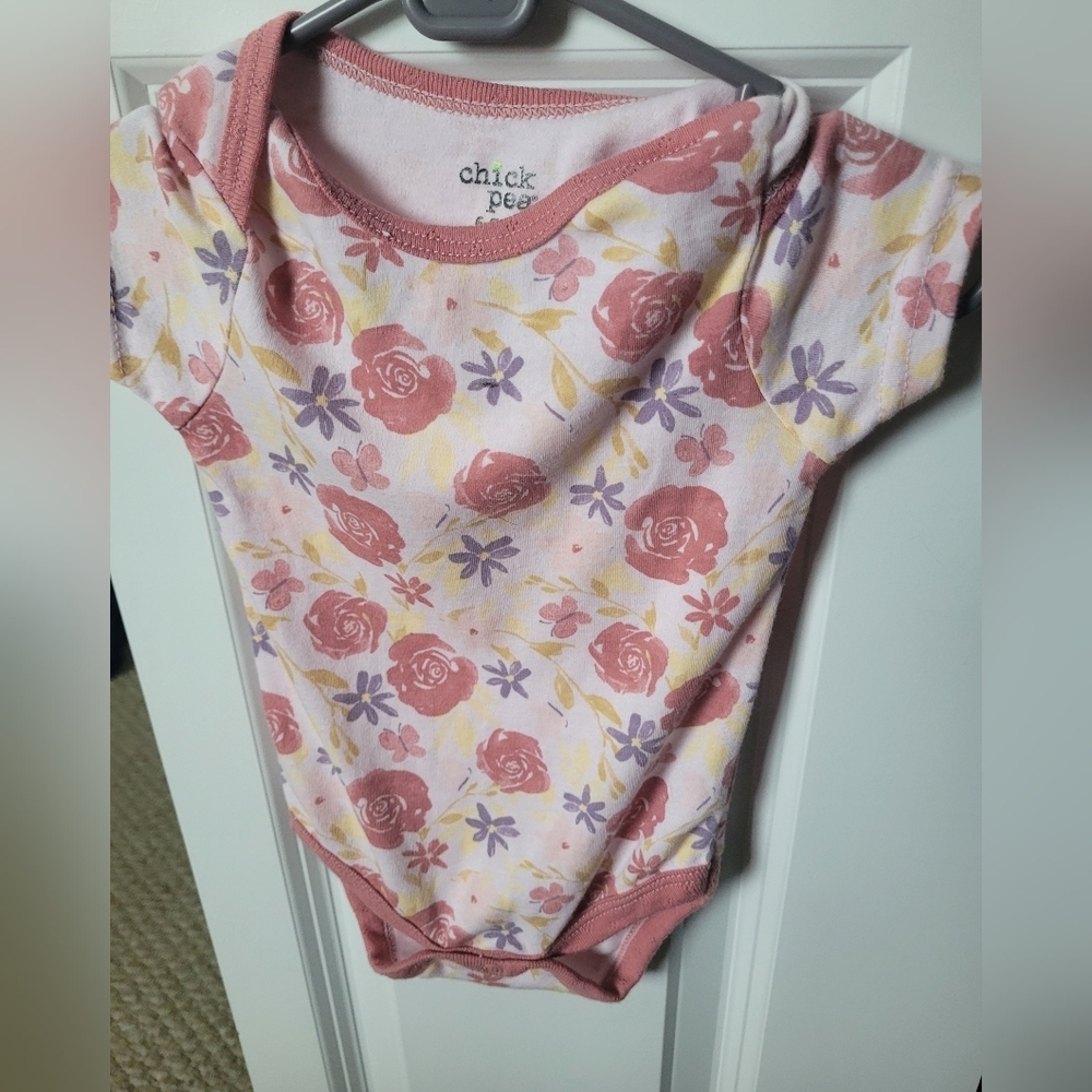 Chick pea 6-9m onesie